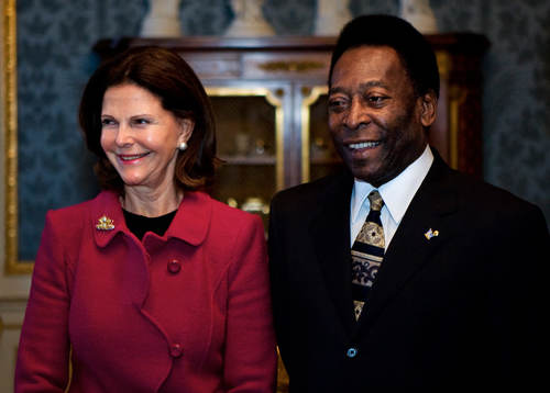 Drottning Silvia och Pelé möttes i det kungliga slottet