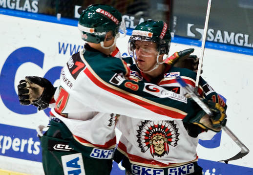 Fredrik Pettersson, gjorde 1-4  tom i tomt  mål