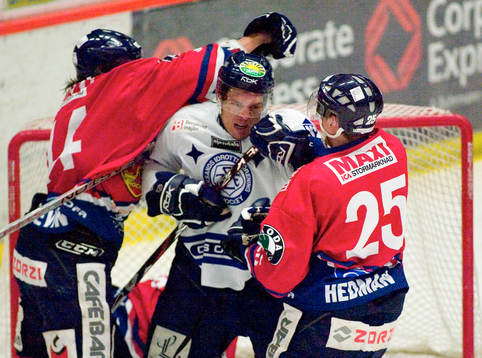 Anton Hedman, Växjö, Josh Macnevin, Växjö, slagsmål