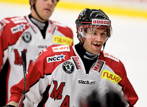 Donald Maclean, Malmö jubel