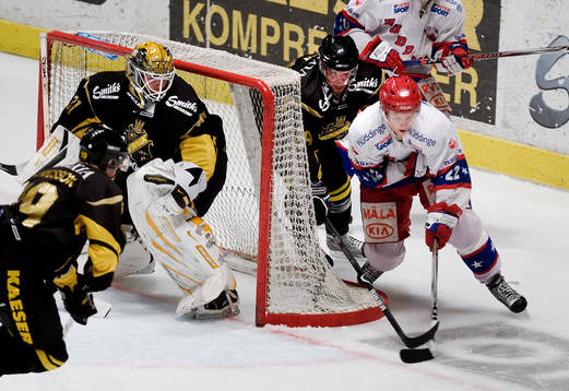 Oscar Ahlström, Huddinge tar köksvägen