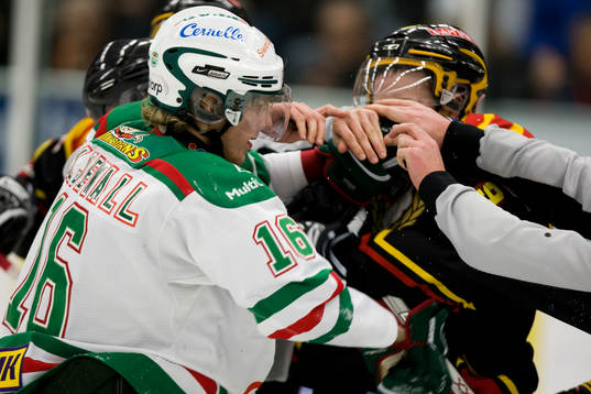 Christopher Liljewall, Rögle, i bråk