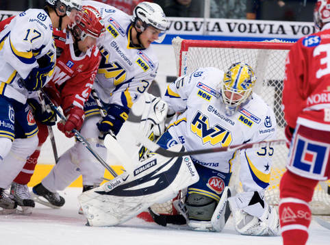 Timo Pärssinen, Timrå bökar in pucken till 1-0