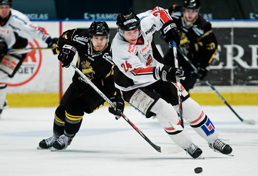 Fredrik Näslund, Nybro, stormar fram