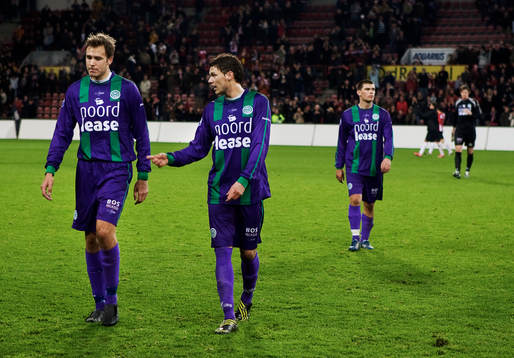 Andreas Granqvist och Marcus Berg, Groningen, lämnar planen