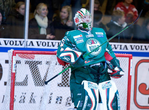 Jere Myllyniemi, Målvakt, depp