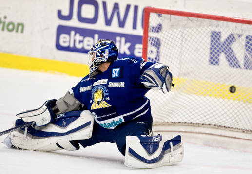 Joakim Lundström, Målvakt, släpper in 0-3