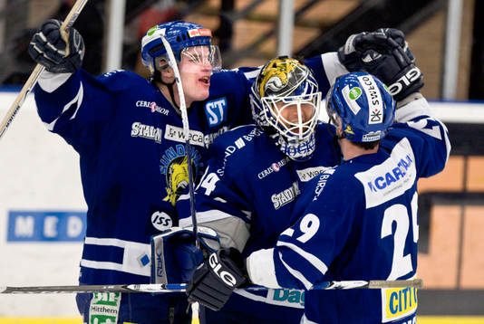 Joakim Lundström, Målvakt, jubel