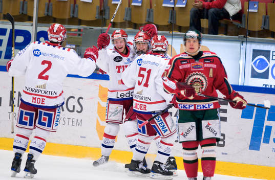 Riku Hahl, Förlunda depp och Magnus Pääjärvi Svensson,