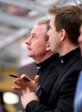 Jan Karlsson och Ulf Dahlén, tränare, Frölunda, timeout