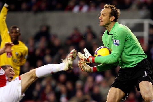 Mark Schwarzer, målvakt, Fulham, räddning