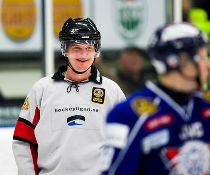 En glad Marcus Vinnerborg, domare