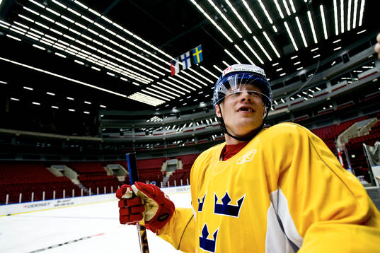 Mika Hannula, Sverige