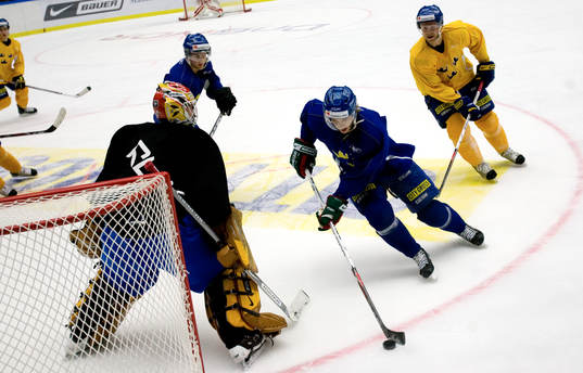 Ishockey, Sverige träning