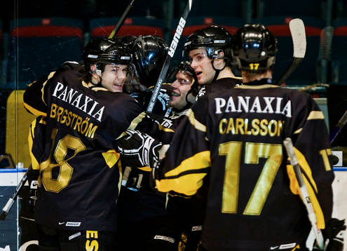 AIK-spelare jubel