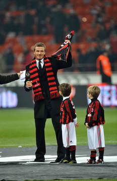 David Beckham, Milan Presenteras