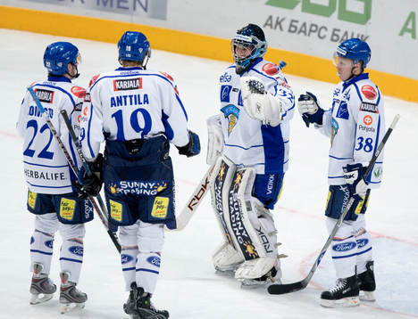 Teemu Lassila, Målvakt, jubel