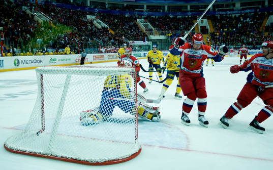 Denis Kulyash, Ryssland gör 6-1 på Johan Backlund,