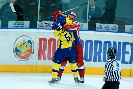 Mika Hannula, Sverige och Eugeni Varlamov, Ryssland