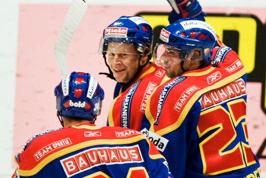 Marcus Ragnarsson och Fredrik Bremberg, Djurgården. Jubel