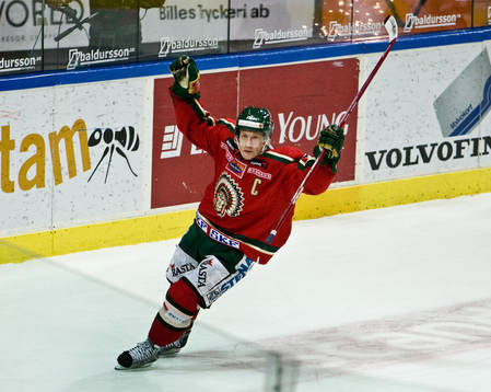 Niklas Andersson gör 2-1 till Frölunda. Jubel