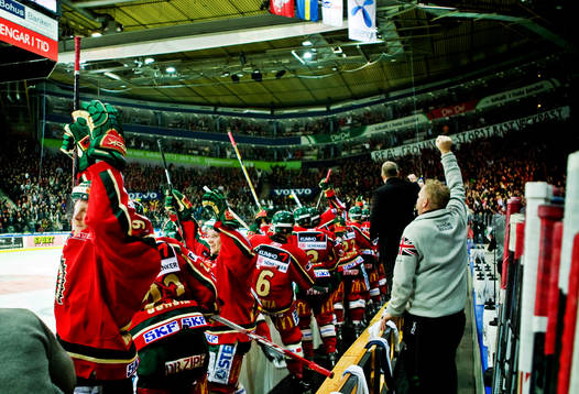 Jonas Nordquist avgör för Frölunda i sudden death. Jubel