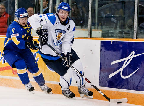 Oscar Möller, Sverige, hänger inte med Jyri Niemi, Finland