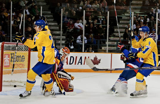 Mikael Backlund och Oscar Möller, Sverige, jubel
