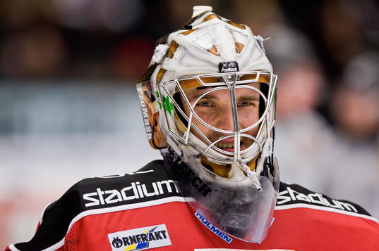 Michal Zajkovski, Målvakt