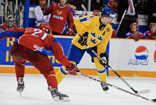 Victor Hedman, Sverige, låter sig inte stoppas av Nikita