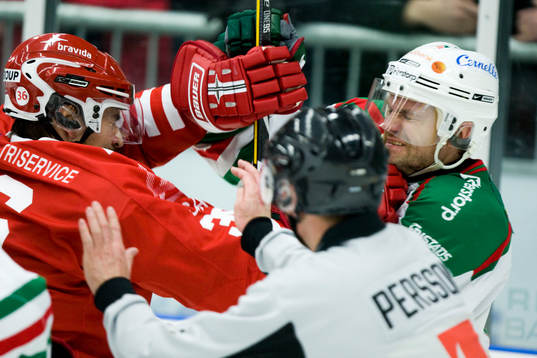 Pär Styf, Timrå och Mikael Gath, Rögle, slagsmål