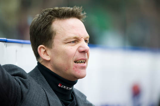 Charles Berglund, tränare