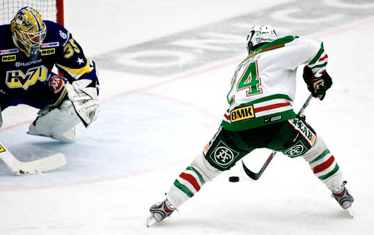 Cam Abbott, Rögle gör 1-1