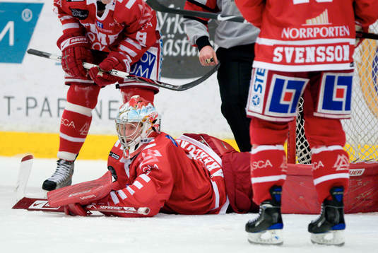 Magnus Åkerlund, Målvakt Timrå räddar