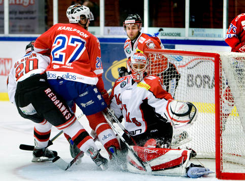 Markus Svensson, målvakt, Malmö, räddar
