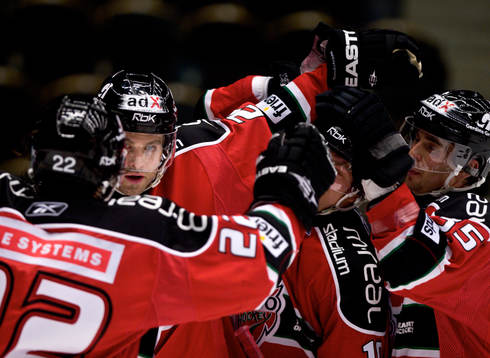 Niklas Sundström, Modo jubel