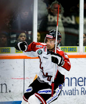 Jonas Höglund,  jubel