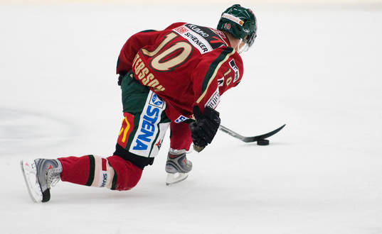 Frölunda gick på knäna, här Fredrik Pettersson