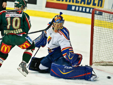Fredrik Pettersson, Frölunda. Gustaf Wesslau, målvakt,