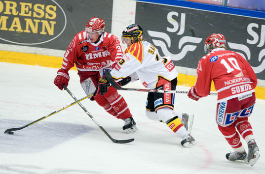 Emil Sandin, Brynäs mot Håkan Bogg och Oscar Sundh, Timrå