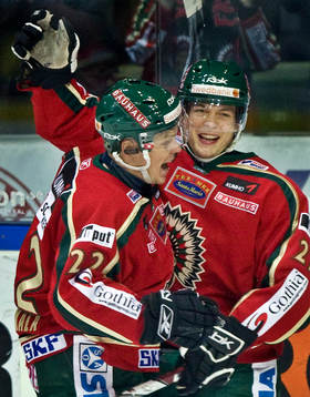 John Pohl, gör 1-0. Jubel