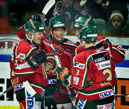 John Pohl, gör 1-0. Jubel