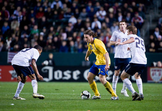 Gustav Svensson, Sverige utmanar