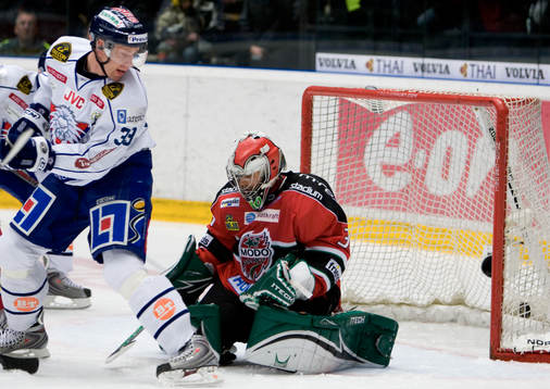 Mike Morrison, Modo släpper in 0-3