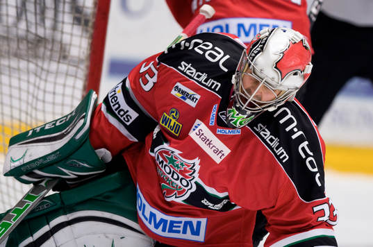 Mike Morrisson, Målvakt, depp
