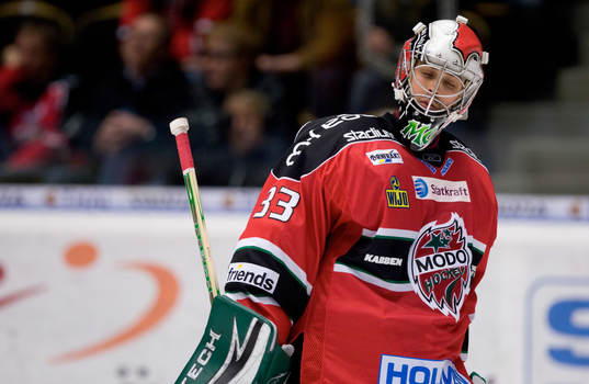 Mike Morrison, Målvakt  depp