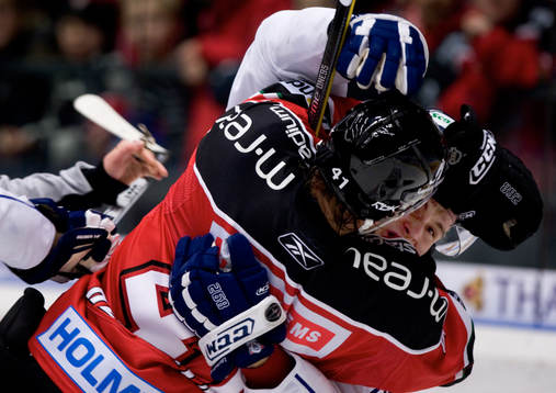 Victor Hedman, Modo i slagsmål med Tomas Surovy, Linköping