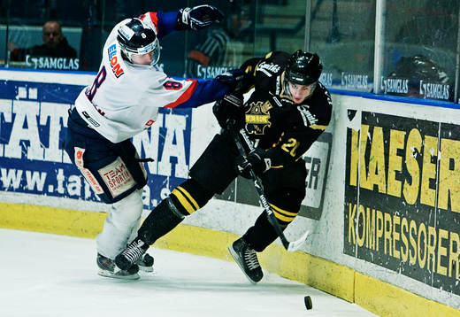 David Lidström, Bofors, trycker till Daniel Bång, AIK