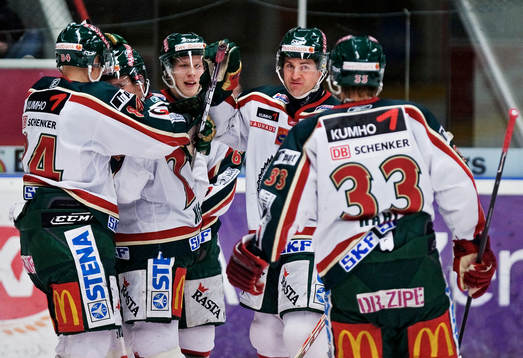 Frölunda-spelarna jubel