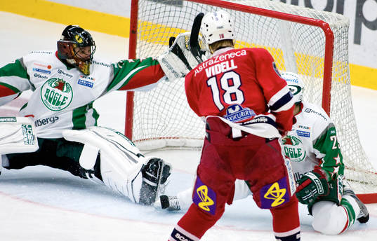 2-1 av Linus Videll, Södertälje. Cristopher Nihlstorp,